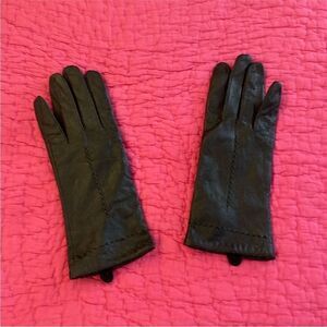 Moro Elegant Black genuine Leather Gloves, size 6,5( S)